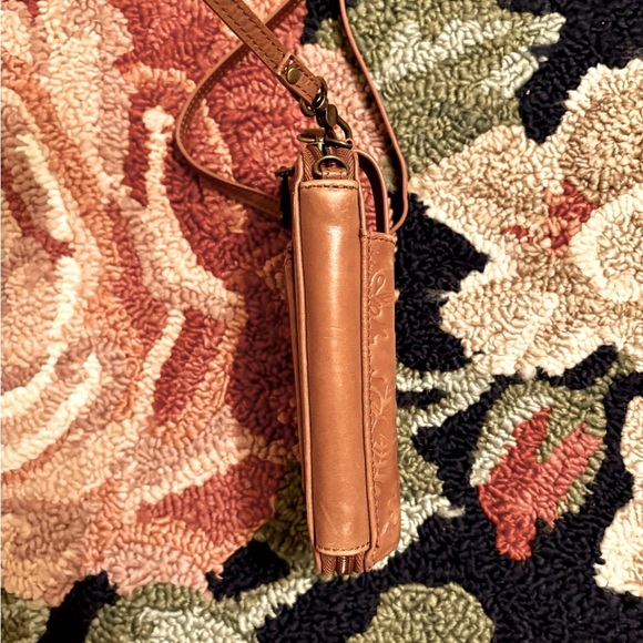 THE SAK Silverlake Smartphone Crossbody - Tobacco Floral Embossed Leather - Picture 6 of 11